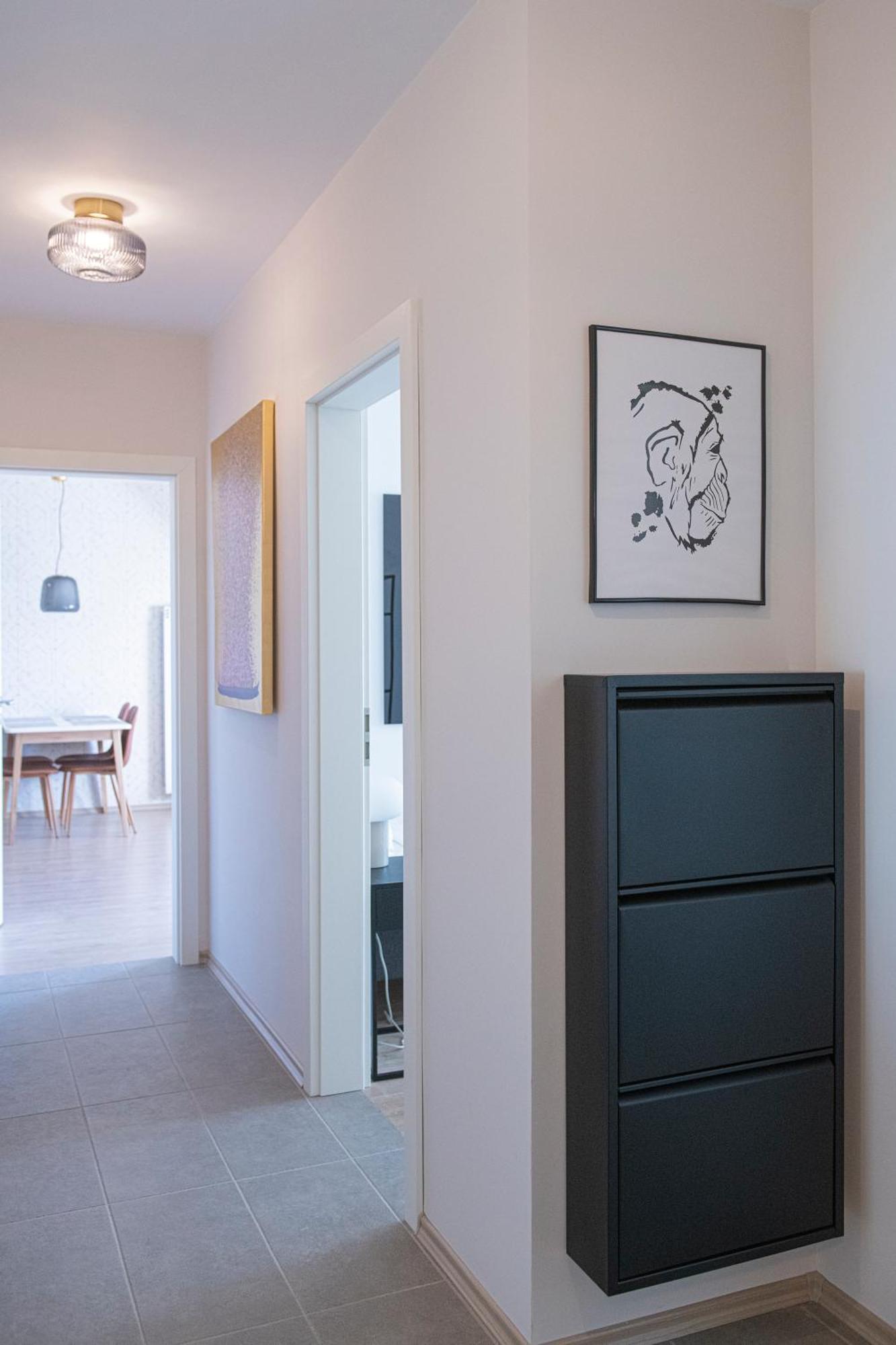 Apartment Paris A Sunny 2- Bedroom With Parking